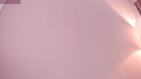 Snapshot of daniellerose_ chatting on 10-22-25, 10:09 Danielle Rose online show from 10-22-25, 10:09