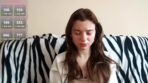 Mia online show from 01-15-26, 07:13