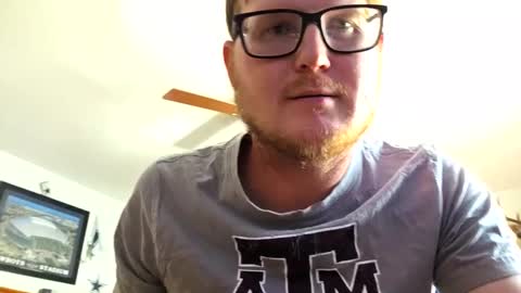 Snapshot of danielp_mod_cb chatting on 10-28-25, 06:32 Daniel y. online show from 10-28-25, 06:32