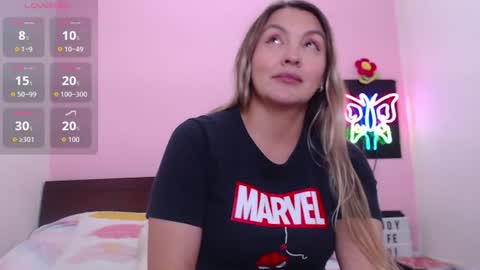 Snapshot of danika_bellaa chatting on 08-02-26, 08:18 K A R O L online show from 08-02-26, 08:18