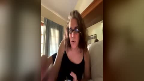 Dani online show from 06-16-26, 02:52