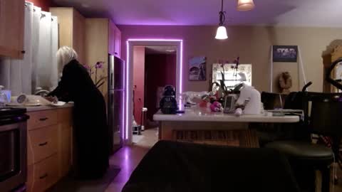 DanikaWhite69 online show from 03-01-25, 09:07