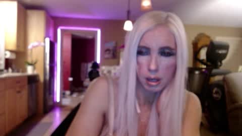 DanikaWhite69 online show from 12-01-25, 10:42