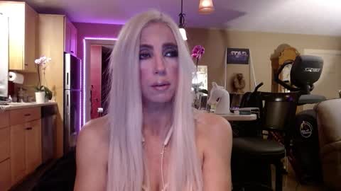 DanikaWhite69 online show from 12-19-25, 10:11