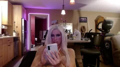DanikaWhite69 online show from 04-26-26, 12:47