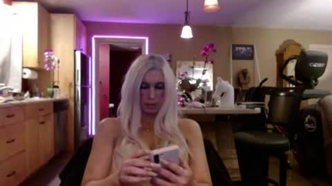 DanikaWhite69 online show from 06-25-26, 11:48