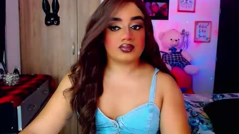 Snapshot of danipein chatting on 11-20-25, 10:37 danipein online show from 11-20-25, 10:37