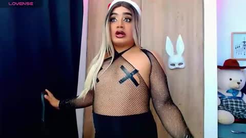 Snapshot of danipein chatting on 12-21-25, 08:54 danipein online show from 12-21-25, 08:54