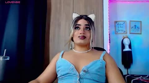 Snapshot of danipein chatting on 02-13-26, 10:44 danipein online show from 02-13-26, 10:44