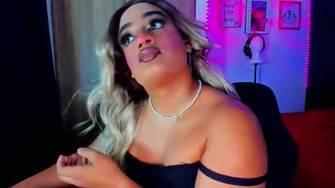 Snapshot of danipein chatting on 03-04-26, 12:22 danipein online show from 03-04-26, 12:22