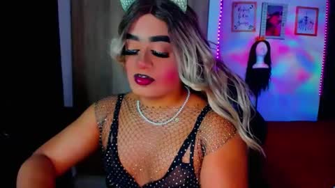 Snapshot of danipein chatting on 03-08-26, 11:58 danipein online show from 03-08-26, 11:58