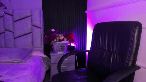 Dani Phonenix online show from 02-23-26, 11:51