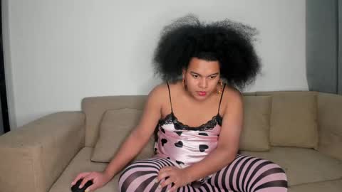 Snapshot of danisweet_ chatting on 05-14-26, 12:39 dani online show from 05-14-26, 12:39