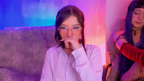 Snapshot of danita_veelz chatting on 05-04-26, 10:39 danita_veelz online show from 05-04-26, 10:39