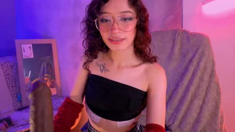 Snapshot of danita_veelz chatting on 06-04-26, 06:47 danita_veelz online show from 06-04-26, 06:47