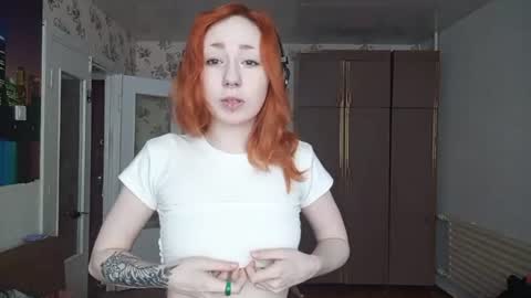 Snapshot of danitawind chatting on 07-01-26, 01:02 Kiki online show from 07-01-26, 01:02