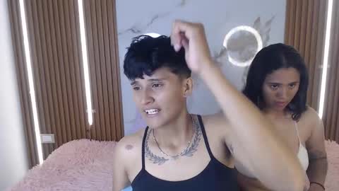 Danniela y Victoria online show from 03-18-26, 09:40