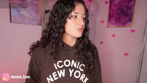 Danna Lovs online show from 02-16-26, 02:02