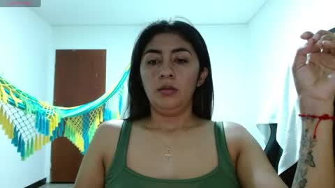 Snapshot of danna_peterson chatting on 07-27-26, 12:28 Danna online show from 07-27-26, 12:28