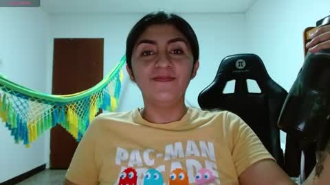 Snapshot of danna_peterson chatting on 07-28-26, 11:48 Danna online show from 07-28-26, 11:48