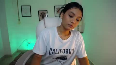 Snapshot of danna_rouse_ chatting on 07-21-26, 11:18 Danna online show from 07-21-26, 11:18