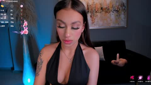 Snapshot of dannacruz_ chatting on 12-03-24, 10:18 Danna Cruz  online show from 12-03-24, 10:18
