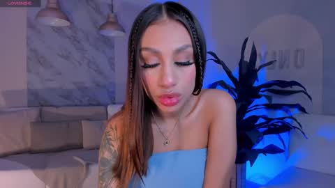 Snapshot of dannacruz_ chatting on 02-18-25, 07:52 Danna Cruz  online show from 02-18-25, 07:52