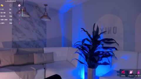 Snapshot of dannacruz_ chatting on 02-18-25, 10:58 Danna Cruz  online show from 02-18-25, 10:58
