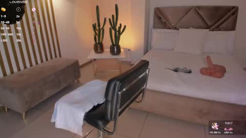 Snapshot of dannacruz_ chatting on 03-06-25, 01:27 Danna Cruz  online show from 03-06-25, 01:27