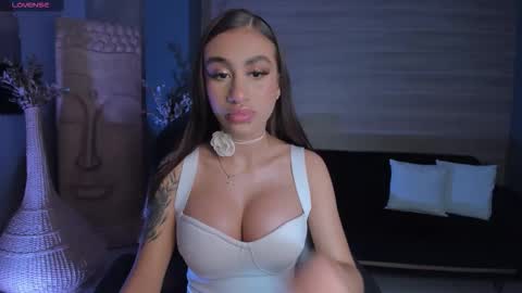 Snapshot of dannacruz_ chatting on 09-10-25, 07:03 Danna Cruz  online show from 09-10-25, 07:03
