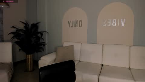 Snapshot of dannacruz_ chatting on 09-14-25, 10:47 Danna Cruz  online show from 09-14-25, 10:47