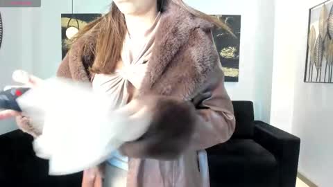 Snapshot of dannacruz_ chatting on 09-16-25, 10:49 Danna Cruz  online show from 09-16-25, 10:49