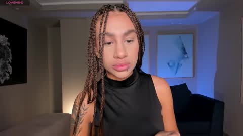 Snapshot of dannacruz_ chatting on 10-12-25, 10:25 Danna Cruz  online show from 10-12-25, 10:25