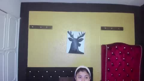 Danna Garza online show from 03-12-25, 04:19