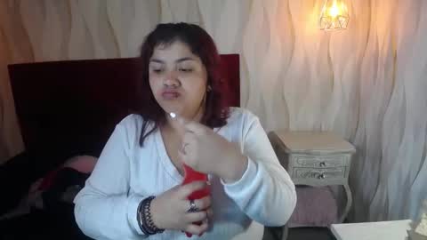 Danna Garza online show from 12-01-25, 04:28