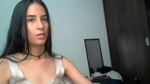 Snapshot of dannali22 chatting on 07-28-26, 07:39 Dannali22 online show from 07-28-26, 07:39