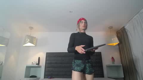 Danna Sofiaa online show from 01-16-25, 10:23