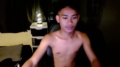 Snapshot of danner_fuckerxx chatting on 03-07-26, 02:25 DANNER online show from 03-07-26, 02:25