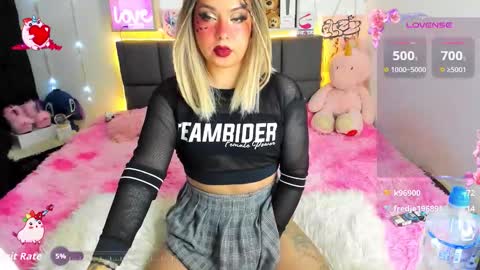 Snapshot of dannia_13 chatting on 10-11-25, 03:06 dannia_13 online show from 10-11-25, 03:06