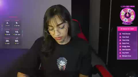 Snapshot of dannielle_ chatting on 09-19-25, 10:43 online show from 09-19-25, 10:43