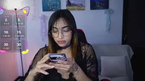    online show from 06-12-26, 07:02