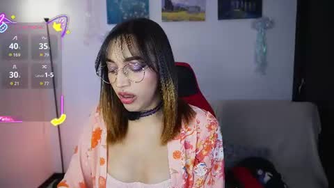    online show from 06-22-26, 07:33