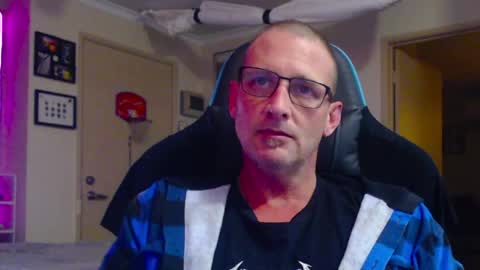 dannozdirekt online show from 05-05-26, 04:04