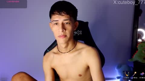 Snapshot of danny777_ chatting on 11-05-25, 10:04 Danny online show from 11-05-25, 10:04