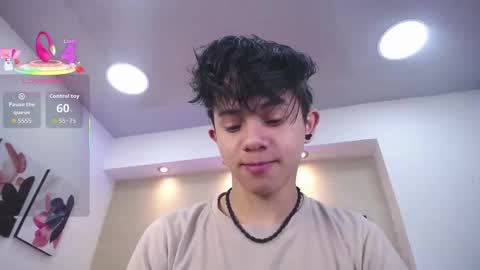 Snapshot of danny__santoro chatting on 09-17-25, 01:02 Danny online show from 09-17-25, 01:02