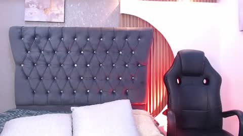 Snapshot of danny__santoro chatting on 07-20-26, 12:51 Danny online show from 07-20-26, 12:51