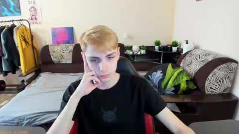 Daniel online show from 09-16-25, 07:20