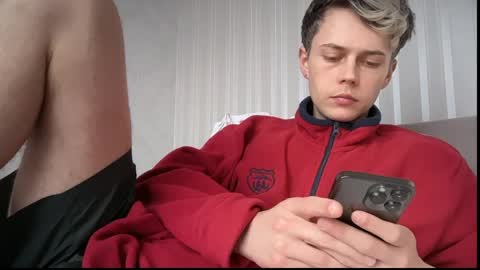 Snapshot of danny_love01 chatting on 04-07-26, 12:05 danny online show from 04-07-26, 12:05