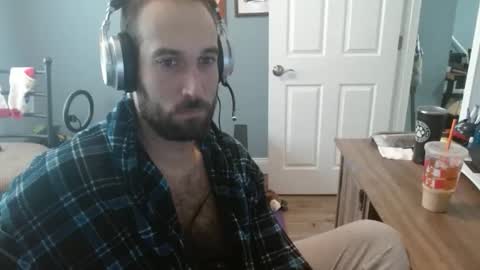 Snapshot of dannyboyx69 chatting on 12-14-25, 06:23 dannyboyx69 online show from 12-14-25, 06:23