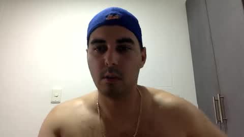 Snapshot of dannyhot9 chatting on 01-04-25, 08:37 Dannyhot9 online show from 01-04-25, 08:37